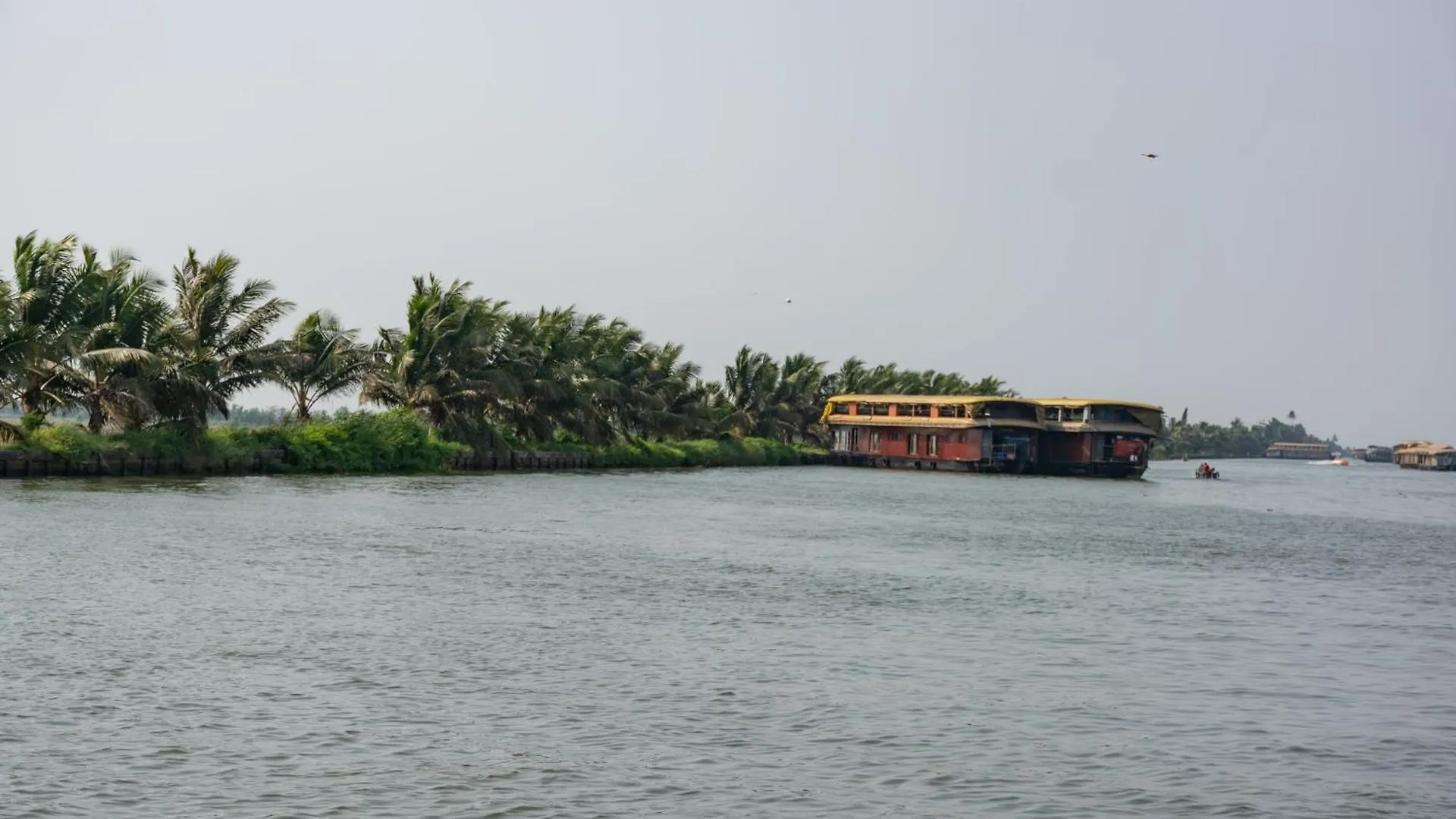 Waves And Dales Houseboats 호텔 Alappuzha